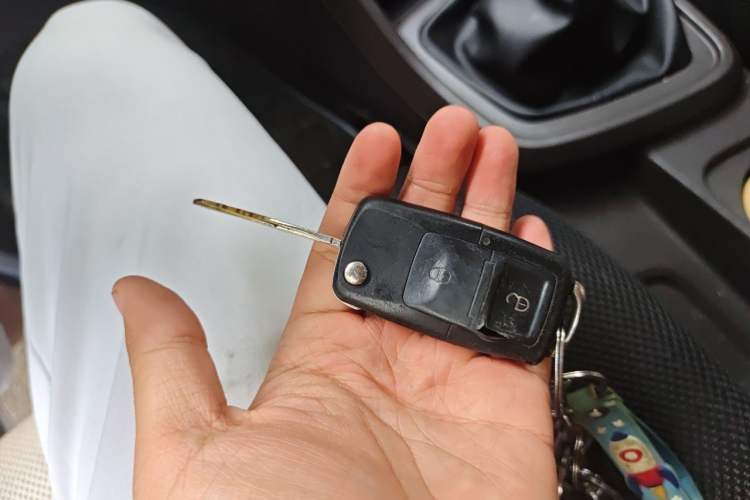 Used Wuling Hongguang V 2021 1.5L Refreshed Enjoyment Edition LAR Vehicle Key