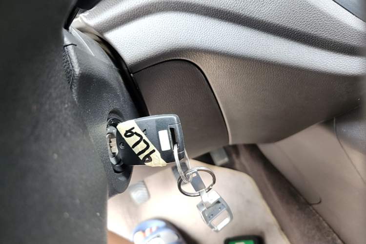 Used Wuling Hongguang V 2021 1.5L Refreshed Enjoyment Edition LAR Vehicle Key