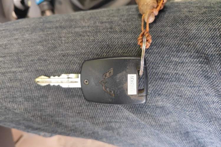 Used Wuling Hongguang V 2021 1.5L Jingqu Version LAR Vehicle Key