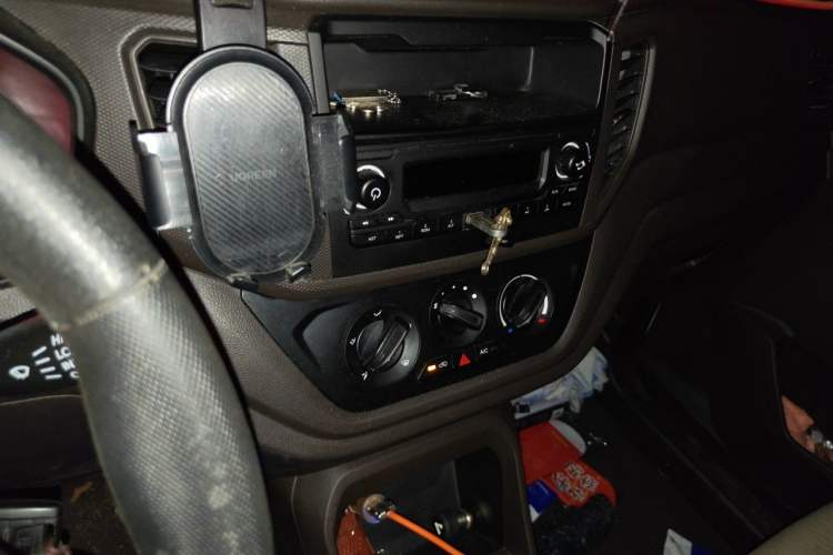 Used Wuling Hongguang V 2021 1.5L Enjoyment Edition LAR Audio And AC Panel