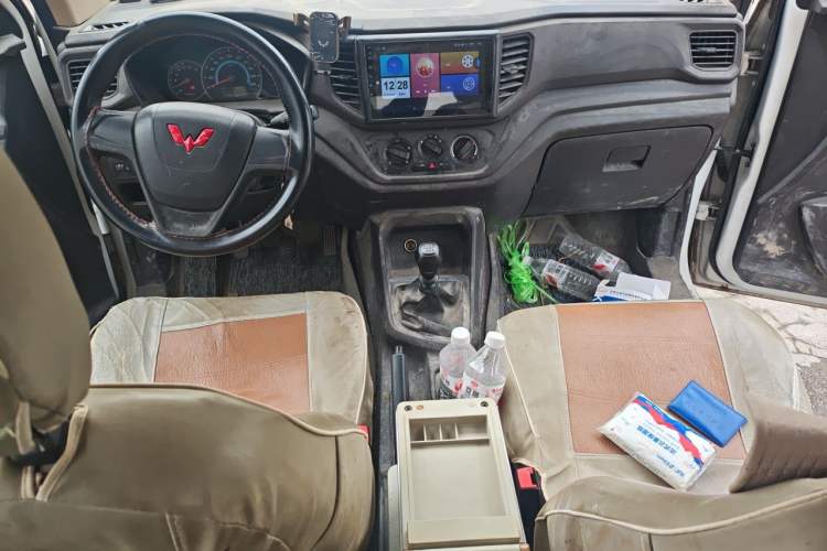 Used Wuling Hongguang V 2021 1.5L Enjoyment Edition LAR Audio And AC Panel