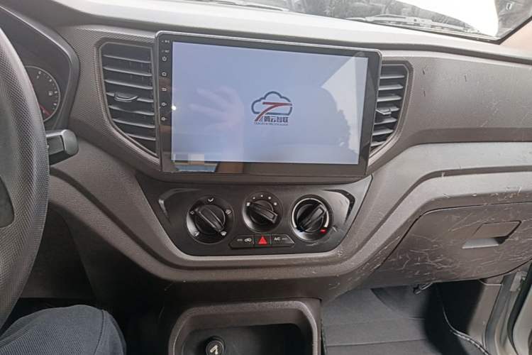 Used Wuling Hongguang V 2021 1.5L Enjoyment Edition LAR Audio And AC Panel