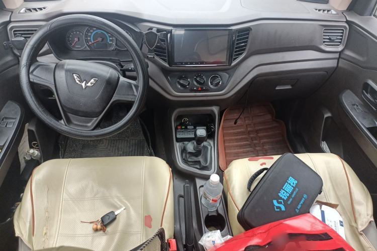 Used Wuling Hongguang V 2021 1.5L Enjoyment Edition LAR Center Console