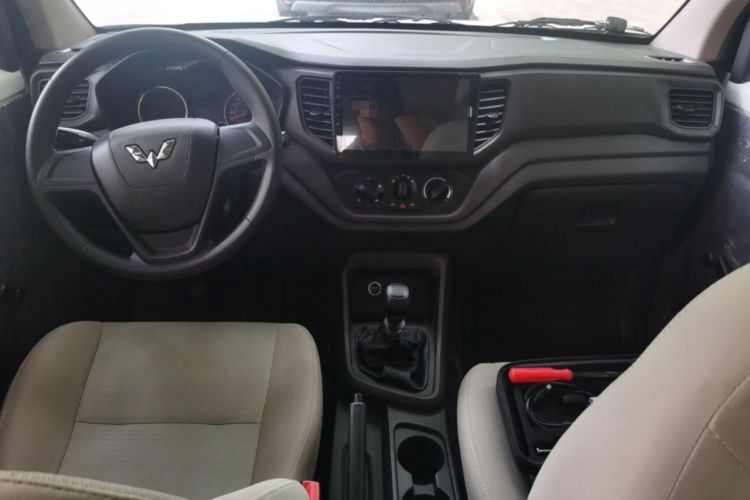 Used Wuling Hongguang V 2021 1.5L Enjoyment Edition LAR Center Console