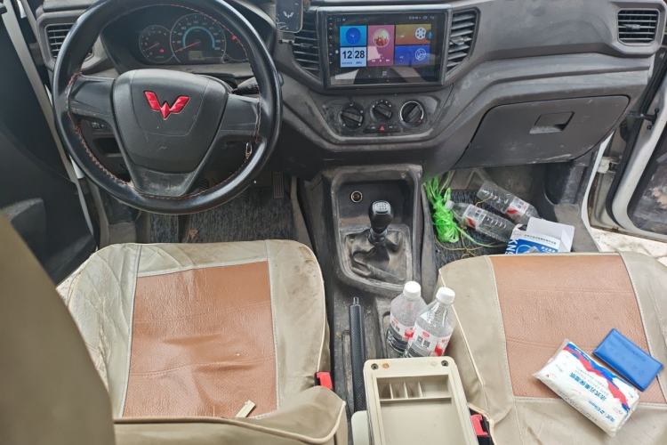 Used Wuling Hongguang V 2021 1.5L Enjoyment Edition LAR Center Console