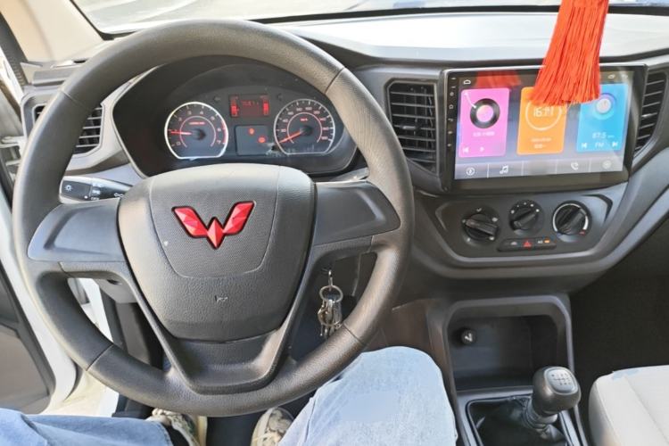 Used Wuling Hongguang V 2021 1.5L Jingqu Version LAR Center Console