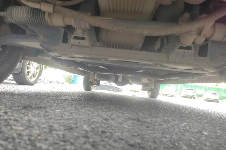 Used Wuling Hongguang V 2021 1.5L Jingqu Edition Enclosed-Window Vehicle LAR Chassis Front