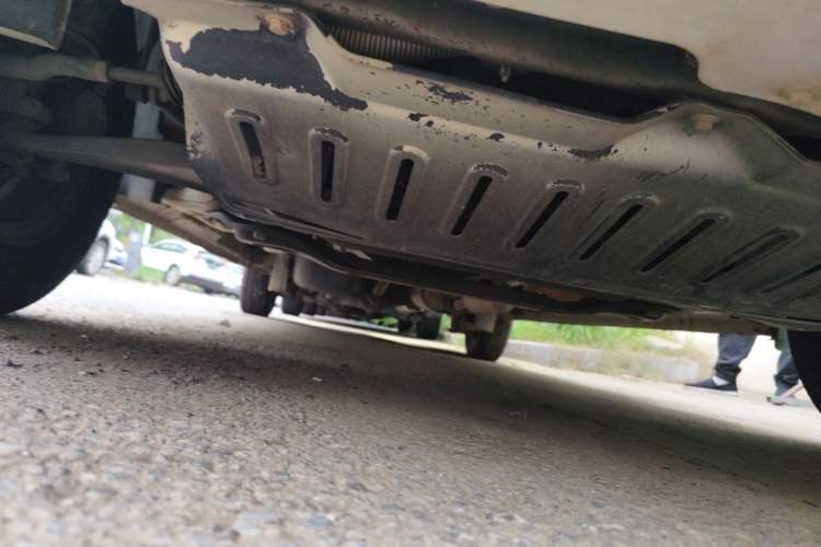Used Wuling Hongguang V 2021 1.5L Jingqu Version LAR Chassis Front