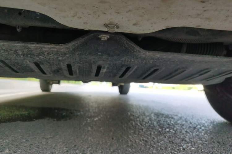 Used Wuling Hongguang V 2021 1.5L Jingqu Version LAR Chassis Front