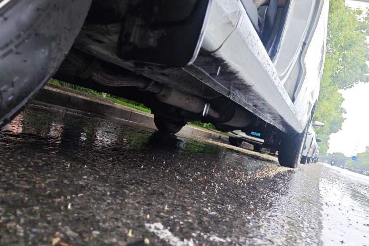 Used Wuling Hongguang V 2021 1.5L Jingqu Version LAR Chassis Front Left