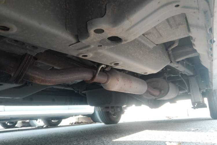 Used Wuling Hongguang V 2021 1.5L Jingqu Version LAR Chassis Front Left