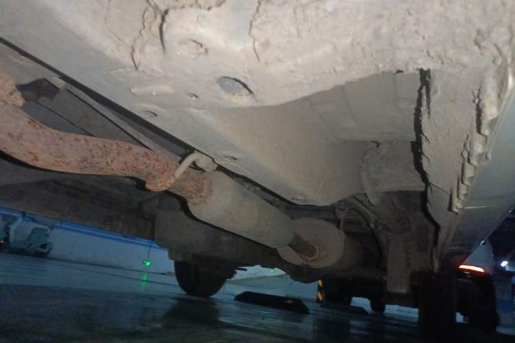 Used Wuling Hongguang V 2021 1.5L Jingqu Edition Enclosed-Window Vehicle LAR Chassis Front Left