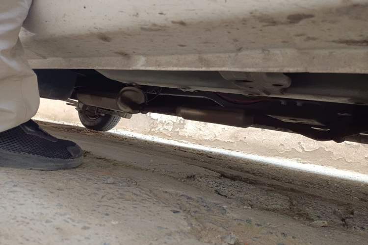 Used Wuling Hongguang V 2021 1.5L Jingqu Version LAR Chassis Front Right