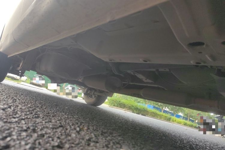 Used Wuling Hongguang V 2021 1.5L Jingqu Edition Enclosed-Window Vehicle LAR Chassis Front Right
