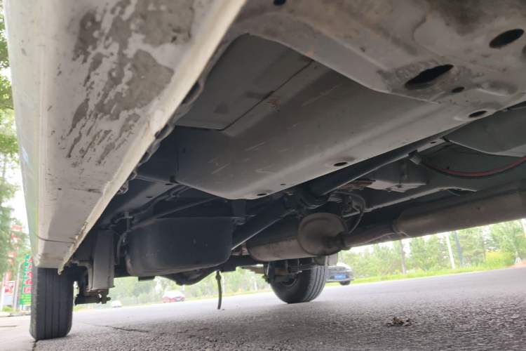 Used Wuling Hongguang V 2021 1.5L Jingqu Version LAR Chassis Front Right