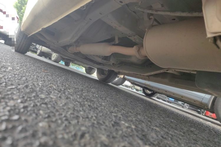 Used Wuling Hongguang V 2021 1.5L Jingqu Edition Enclosed-Window Vehicle LAR Chassis Rear Left