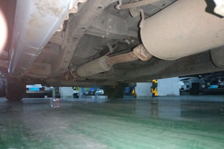 Used Wuling Hongguang V 2021 1.5L Jingqu Edition Enclosed-Window Vehicle LAR Chassis Rear Left