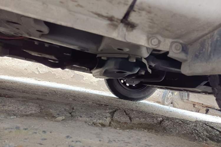 Used Wuling Hongguang V 2021 1.5L Jingqu Version LAR Chassis Rear Right
