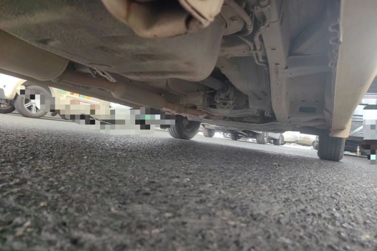 Used Wuling Hongguang V 2021 1.5L Jingqu Edition Enclosed-Window Vehicle LAR Chassis Rear Right