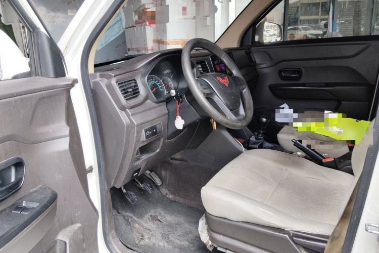 Used Wuling Hongguang V 2021 1.5L Refreshed Enjoyment Edition LAR Driver Seat