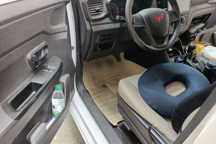 Used Wuling Hongguang V 2021 1.5L Jingqu Version LAR Driver Seat