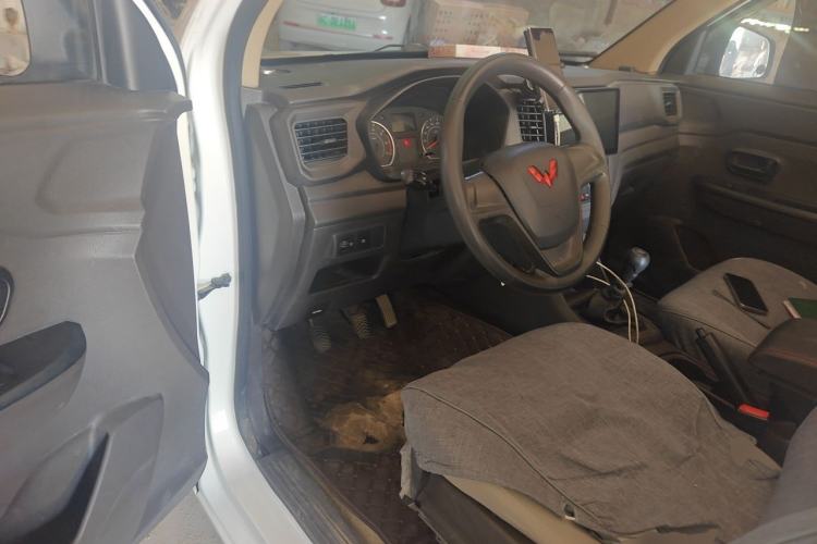 Used Wuling Hongguang V 2021 1.5L Jingqu Version LAR Driver Seat