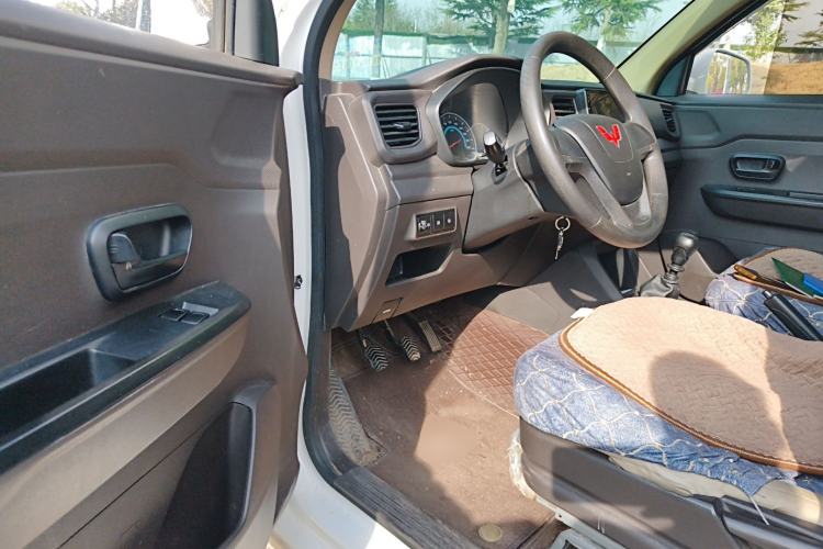 Used Wuling Hongguang V 2021 1.5L Refreshed Enjoyment Edition LAR Driver Seat