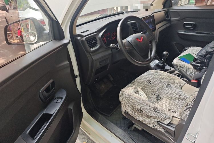 Used Wuling Hongguang V 2021 1.5L Jingqu Version LAR Driver Seat