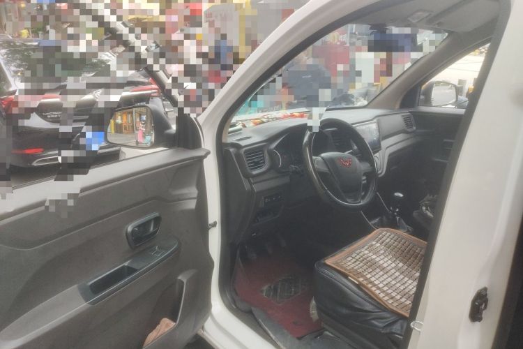 Used Wuling Hongguang V 2021 1.5L Jingqu Version LAR Driver Seat