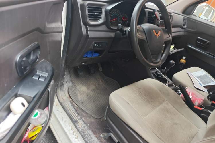 Used Wuling Hongguang V 2021 1.5L Enjoyment Edition LAR Driver Seat
