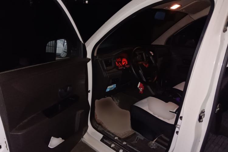 Used Wuling Hongguang V 2021 1.5L Jingqu Version LAR Driver Seat