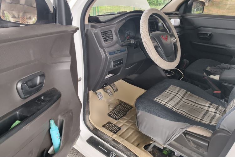 Used Wuling Hongguang V 2021 1.5L Jingqu Version LAR Driver Seat