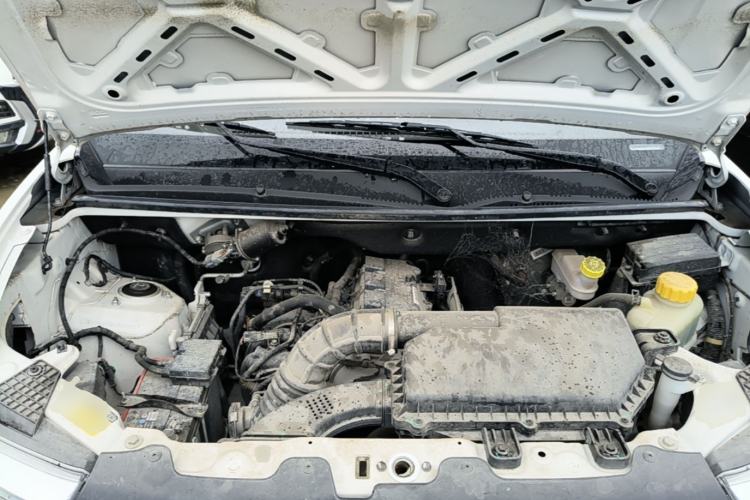 Used Wuling Hongguang V 2021 1.5L Refreshed Enjoyment Edition LAR Engine Bay