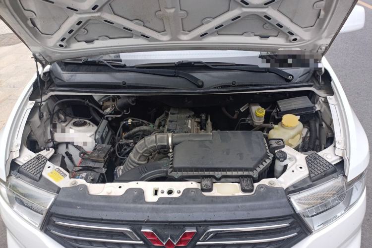 Used Wuling Hongguang V 2021 1.5L Enjoyment Edition LAR Engine Bay