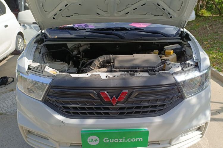 Used Wuling Hongguang V 2021 1.5L Enjoyment Edition LAR Engine Bay