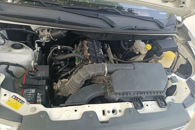 Used Wuling Hongguang V 2021 1.5L Enjoyment Edition LAR Engine Bay