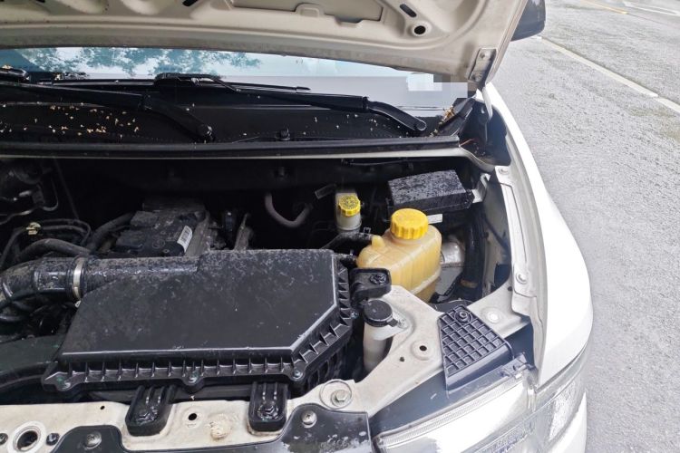 Used Wuling Hongguang V 2021 1.5L Jingqu Version LAR Engine Bay Left