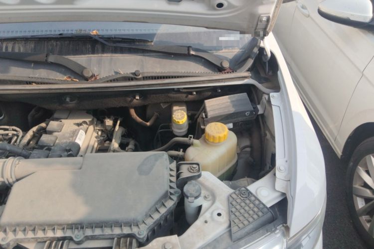 Used Wuling Hongguang V 2021 1.5L Jingqu Version LAR Engine Bay Left
