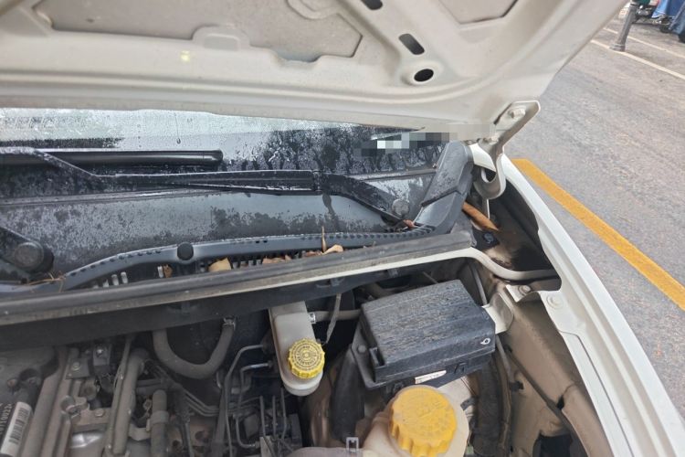 Used Wuling Hongguang V 2021 1.5L Enjoyment Edition LAR Engine Bay Left