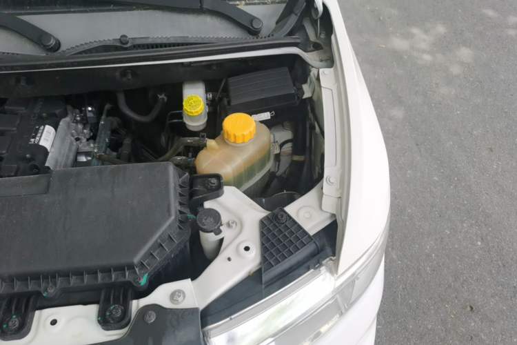 Used Wuling Hongguang V 2021 1.5L Enjoyment Edition LAR Engine Bay Left