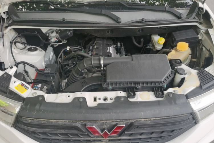 Used Wuling Hongguang V 2021 1.5L Enjoyment Edition LAR Engine Bay