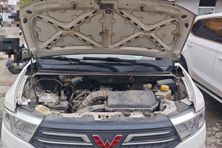 Used Wuling Hongguang V 2021 1.5L Enjoyment Edition LAR Engine Bay