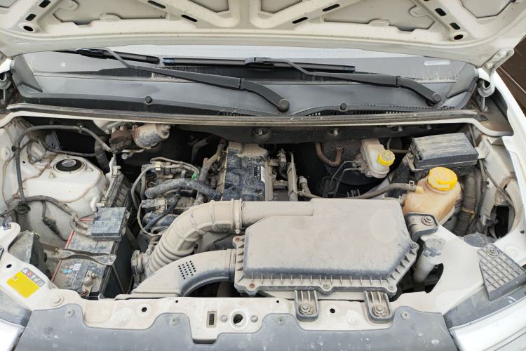 Used Wuling Hongguang V 2021 1.5L Jingqu Version LAR Engine Bay