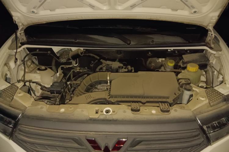 Used Wuling Hongguang V 2021 1.5L Jingqu Version LAR Engine Bay