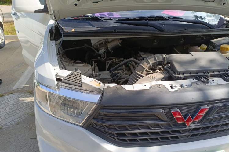 Used Wuling Hongguang V 2021 1.5L Enjoyment Edition LAR Engine Bay Right
