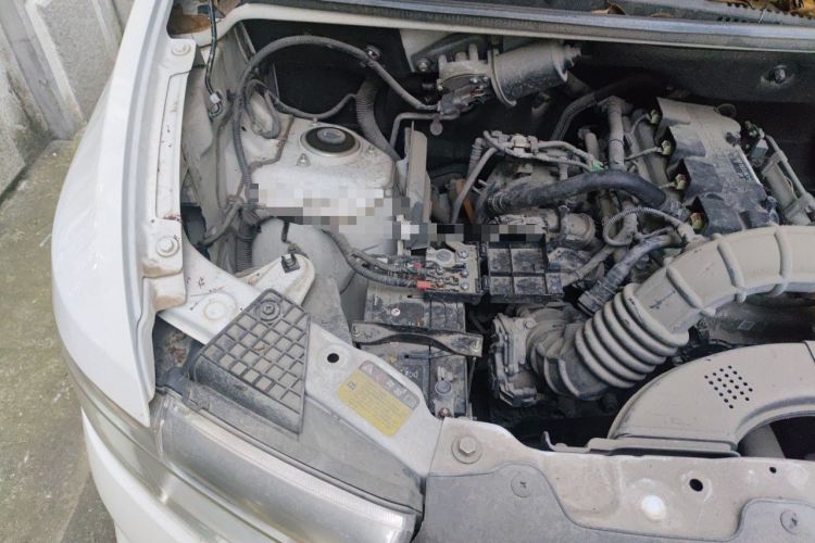 Used Wuling Hongguang V 2021 1.5L Jingqu Edition Enclosed-Window Vehicle LAR Engine Bay Right