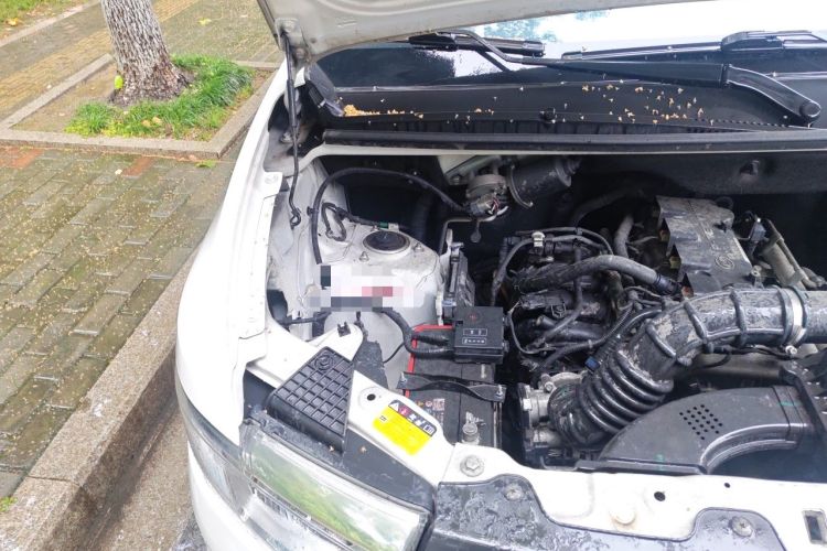 Used Wuling Hongguang V 2021 1.5L Jingqu Version LAR Engine Bay Right