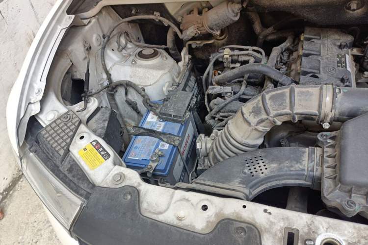 Used Wuling Hongguang V 2021 1.5L Jingqu Version LAR Engine Bay Right