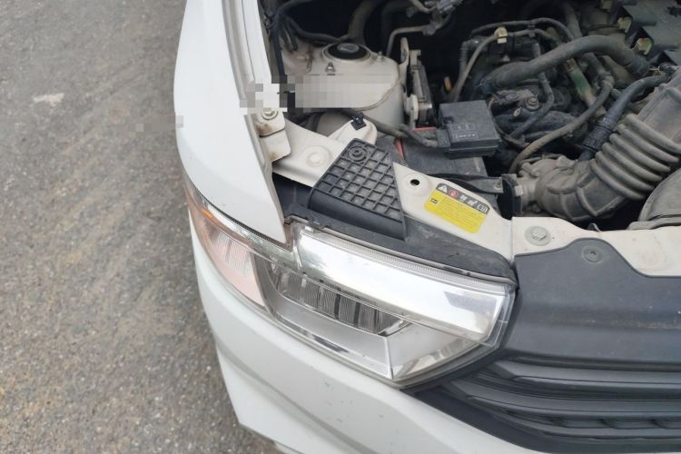 Used Wuling Hongguang V 2021 1.5L Jingqu Version LAR Engine Bay Right