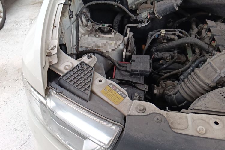 Used Wuling Hongguang V 2021 1.5L Enjoyment Edition LAR Engine Bay Right